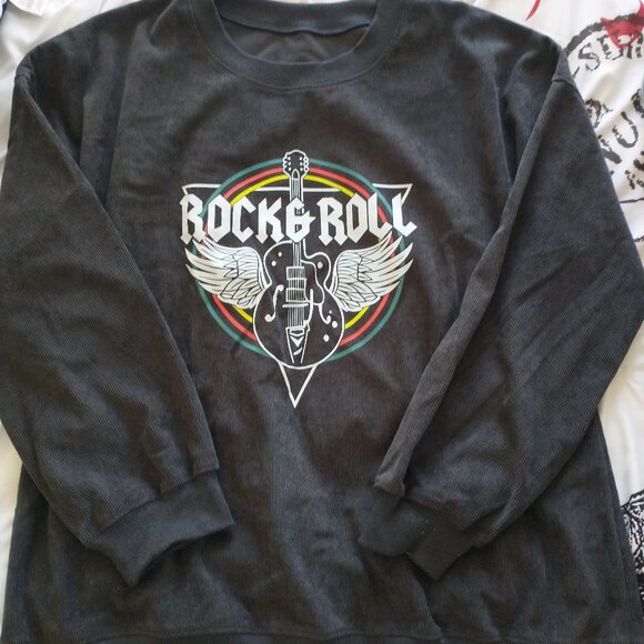 tee - Picture 3 of 6